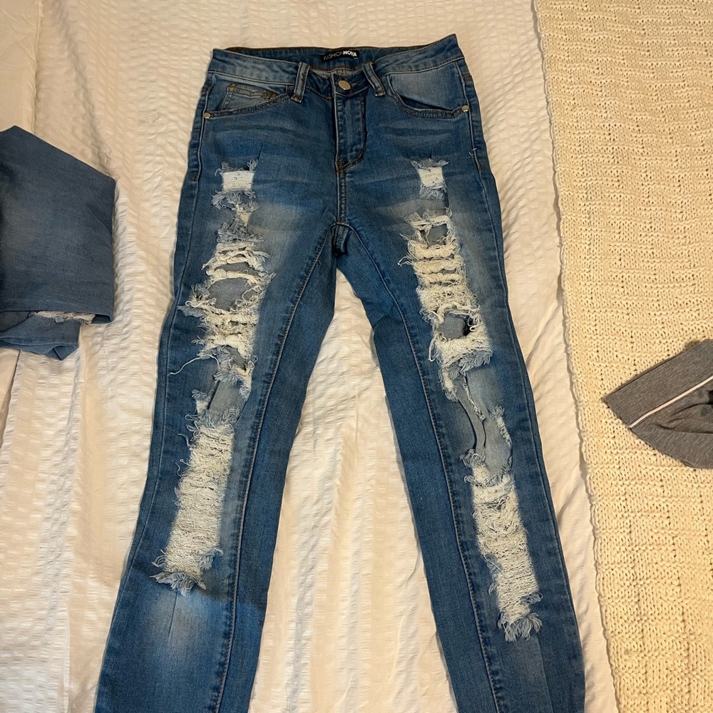 Distressed fashion nova jeans